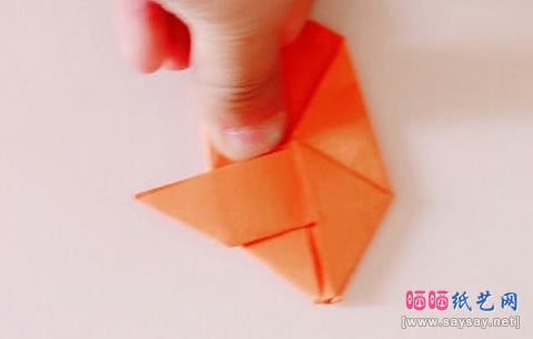 儿童折纸教程小水壶的折法实拍图片步骤9-www.saybb.net